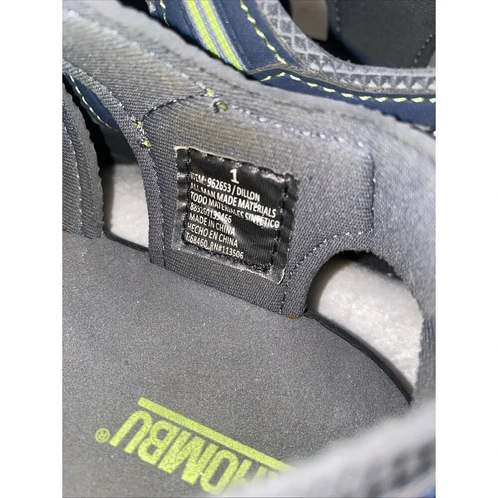 Khombu hiking sandal water shoe Gray Dillon Water 1 Youth Shoe 962653 NWOT